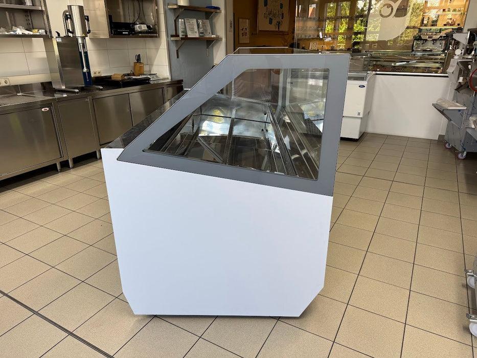 Gebrauchte ISA MILLENNIUM ST 220 Gelato PRO Eisvitrine – Top Zustand (B 220 x T 110 x H 135 cm) - krae - shop.com